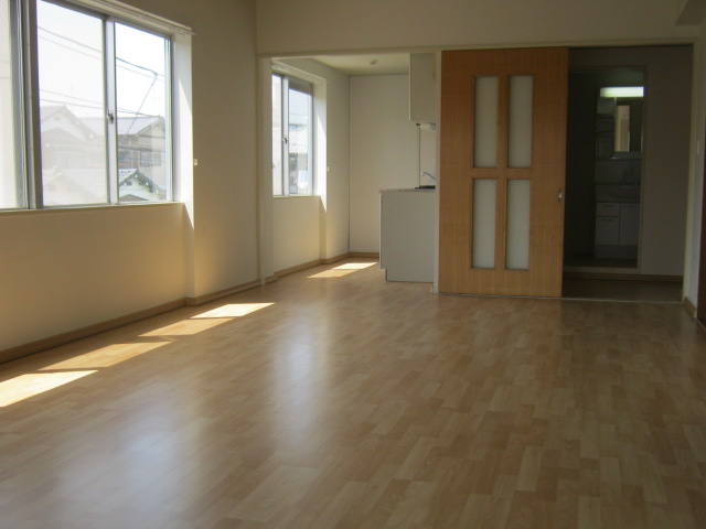 Living and room