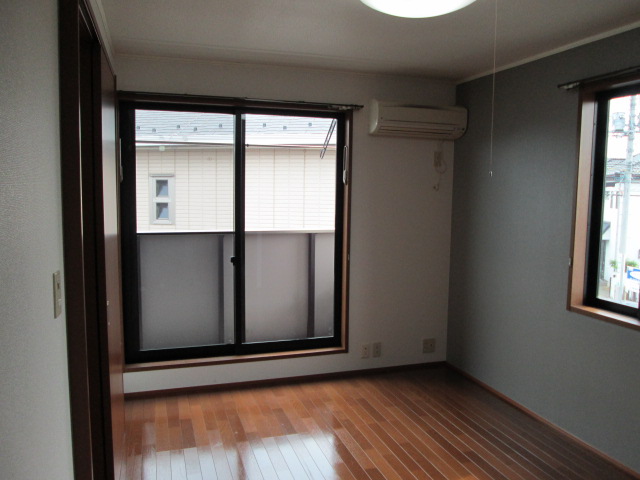 Living and room