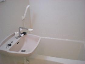 Bath. With bathroom ventilation drying function