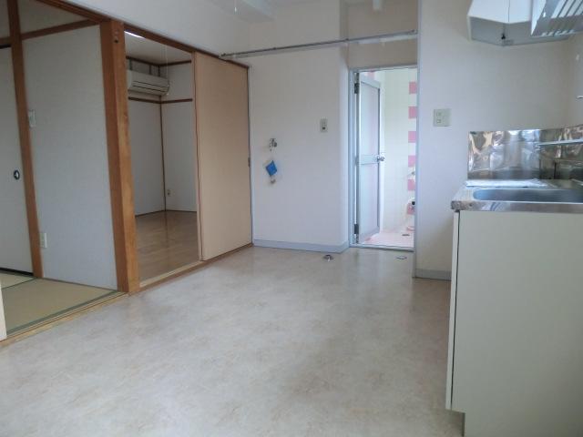 Living and room