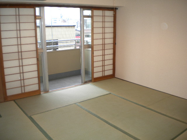 Other room space
