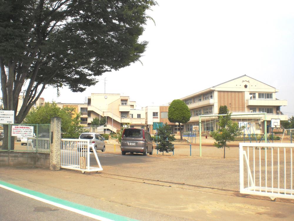Primary school. Obata until elementary school 1500m