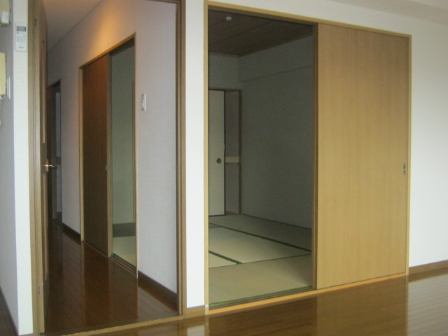 Living and room