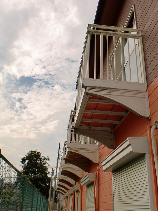 Building appearance. Local appearance photo