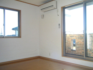 Living and room. There is a window on the south side and the east side.