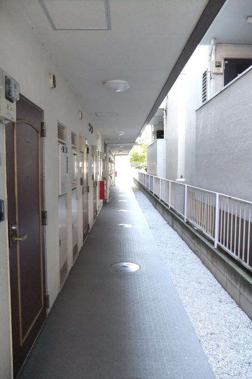 Other common areas. 1F passage part