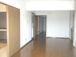 Living and room. 5th floor per, Day ・ Ventilation ◎