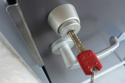 Security. High crime prevention since the adoption special key! !