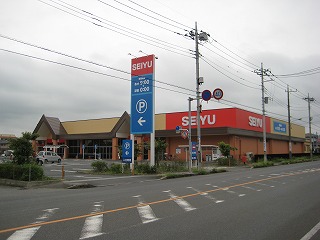 Supermarket. Seiyu Kagohara 350m to the store (Super)