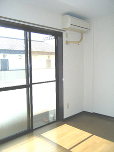 Other room space. Air-conditioned on the south side Western-style