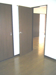Other room space. North Western-style is housed