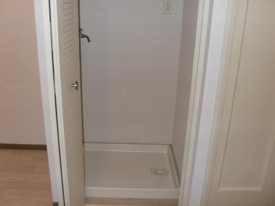 Other. Washing machine Storage