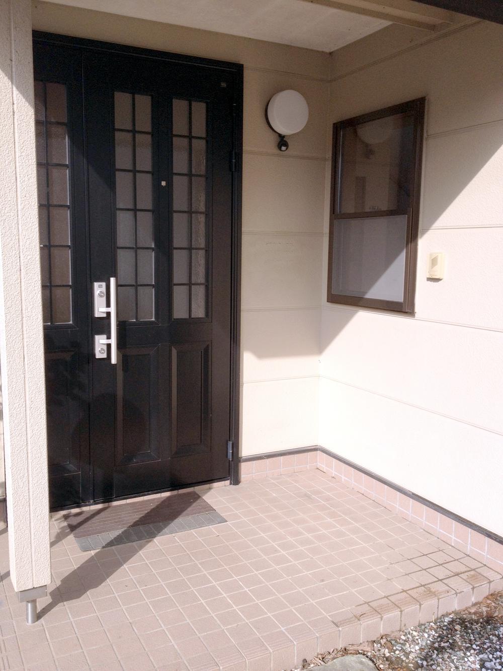 Entrance. Local (September 2012) shooting