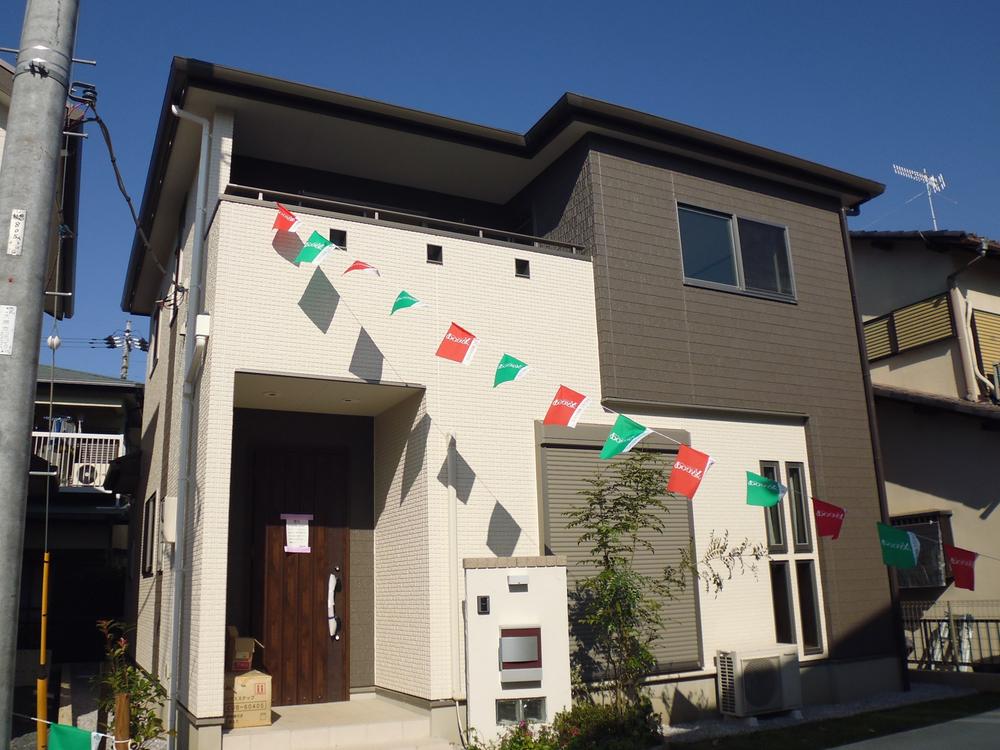 Local appearance photo. 4 Building Exterior Photos