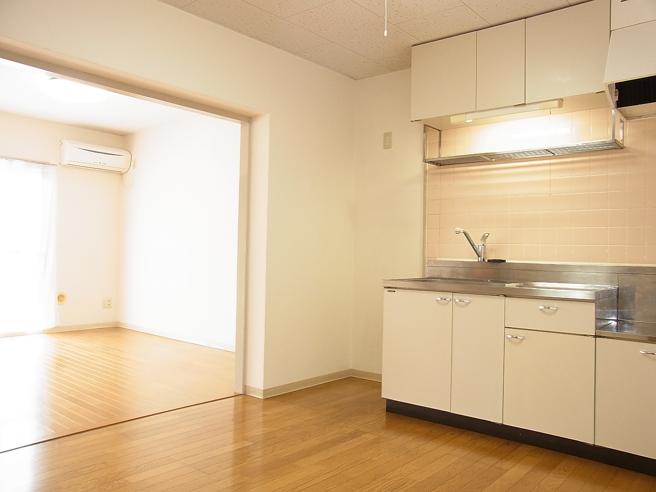 Living and room