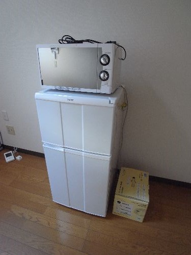Other Equipment. refrigerator ・ range ・ rice cooker ・ Vacuum cleaner with