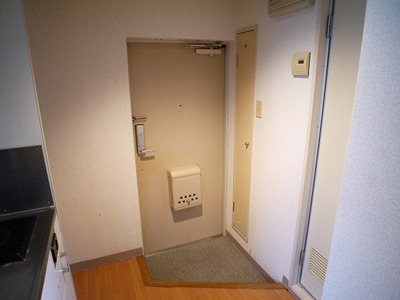 Entrance. Entrance.