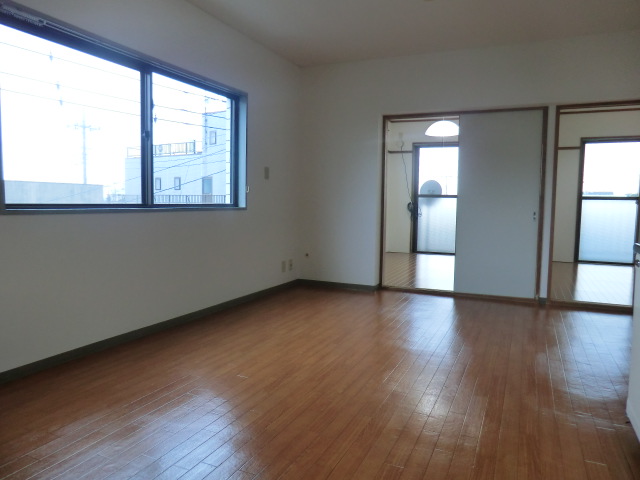 Living and room