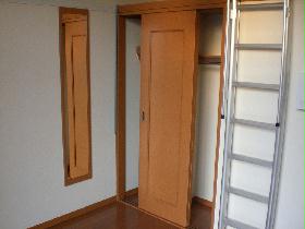 Receipt. The closet beside marked with a full-length mirror