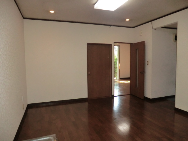 Living and room