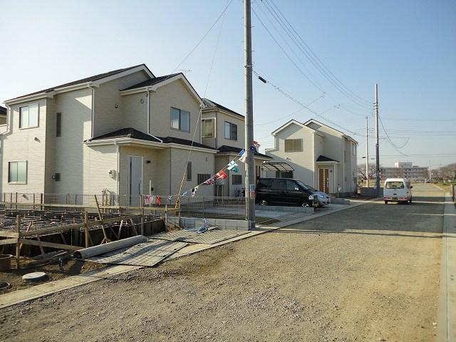 Local photos, including front road