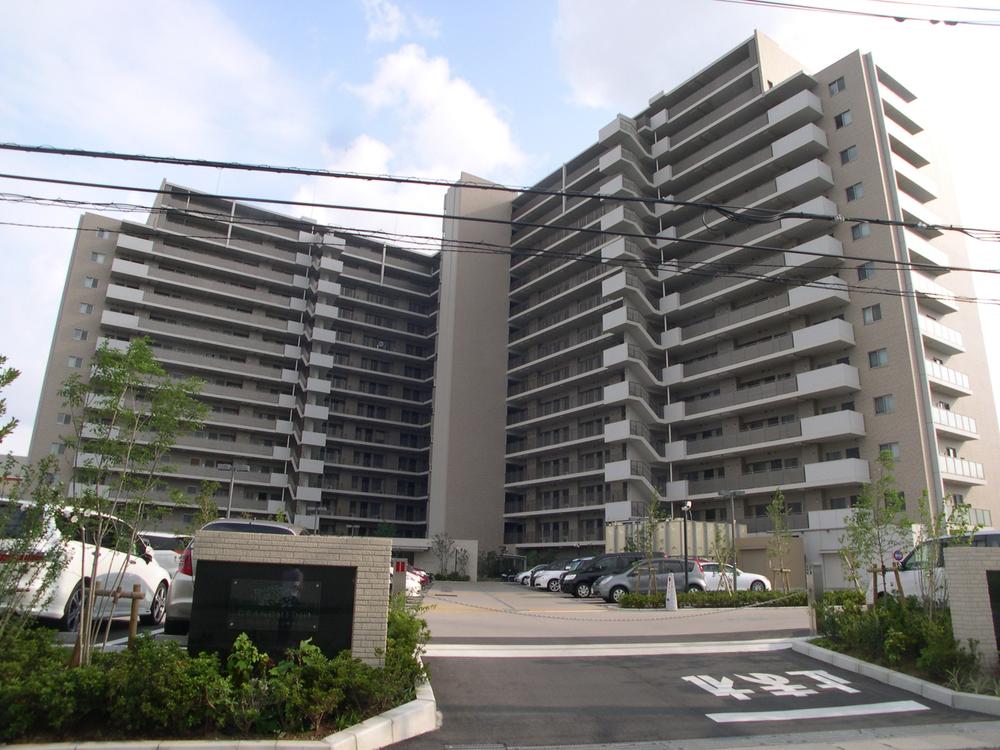 Local appearance photo. There is a chain gate to the parking lot at the north side appearance (tiled. )