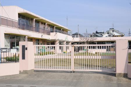 kindergarten ・ Nursery. Tokesakihigashi to nursery 740m