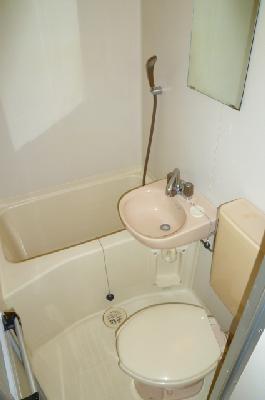 Bath. Western-style flush toilet ・ Bathroom
