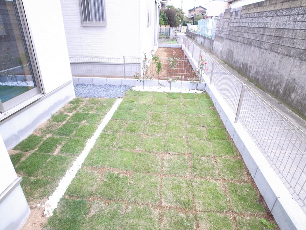 Garden. Local (11 May 2013) Shooting ・ Building 3