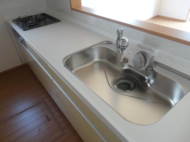 Same specifications photo (kitchen). Same specification type