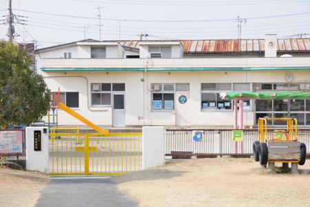 kindergarten ・ Nursery. Tokesaki to nursery 976m