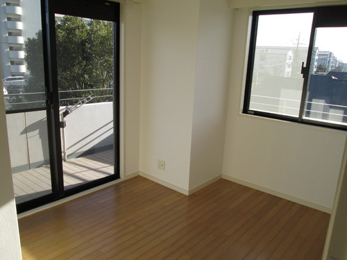 Living and room. Western-style about 5.2 tatami