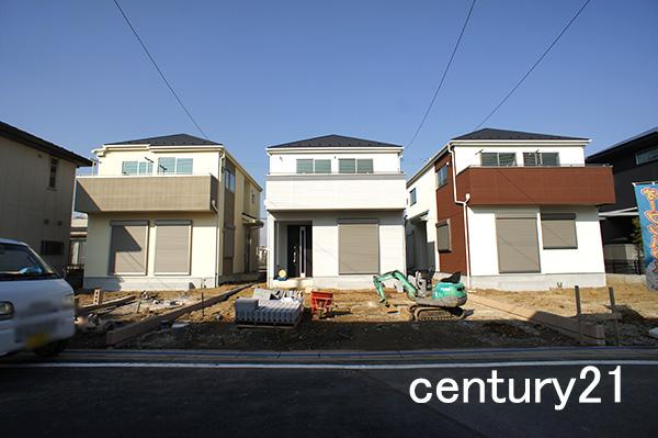 Local photos, including front road. 12 / 6 shooting