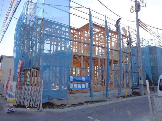 Local appearance photo. Local (11 May 2013) Shooting