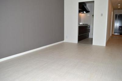 Living. LDK10 Pledge