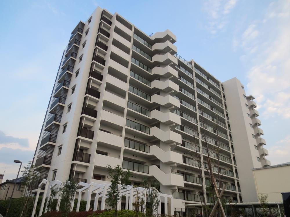 Local appearance photo. Local (11 May 2013) Shooting