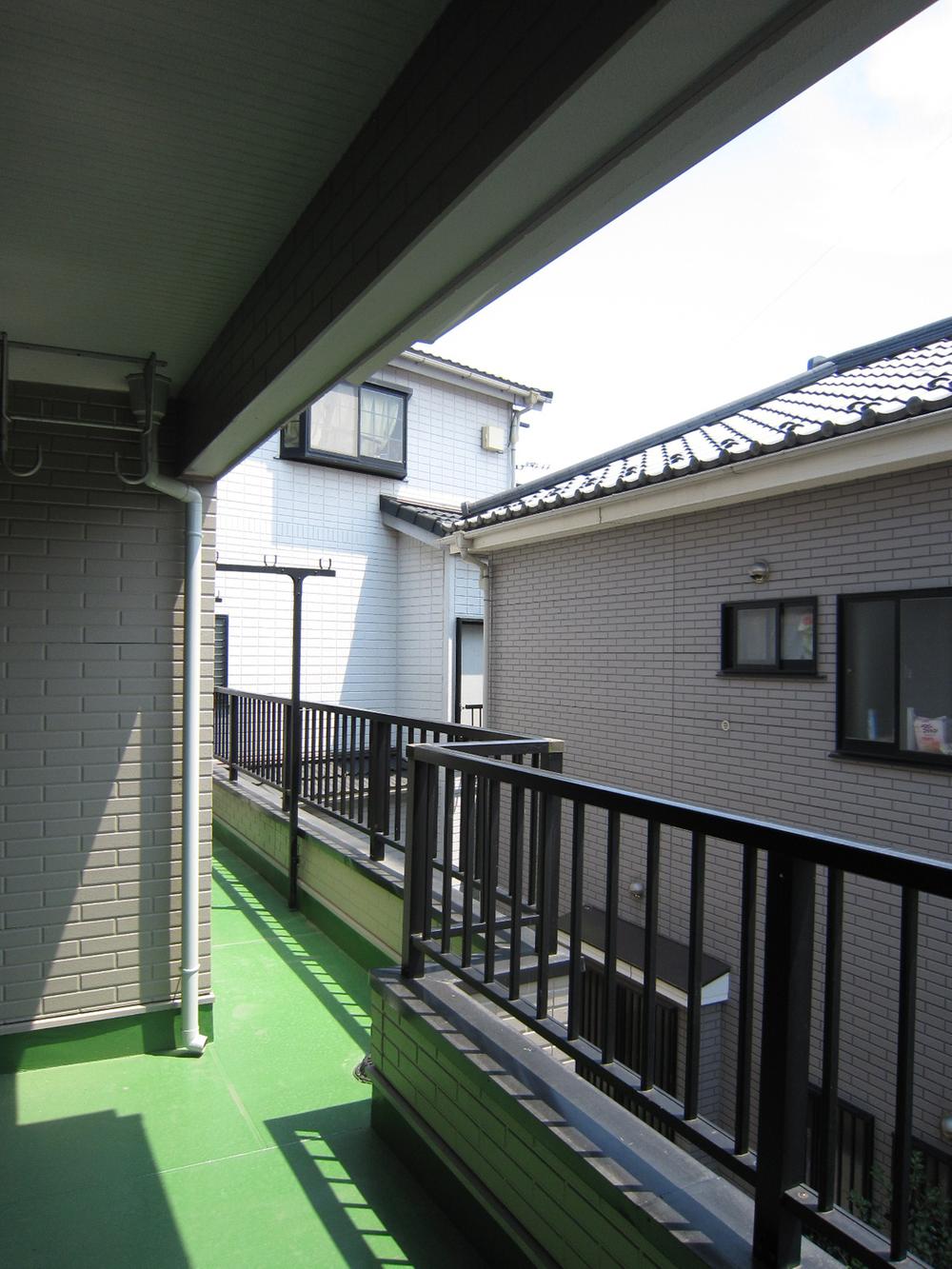 Balcony. Local (July 2013) Shooting