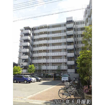 Local appearance photo. Total units 70 units, Managed by the management staff day shift management system good old Towa sale Mansi of