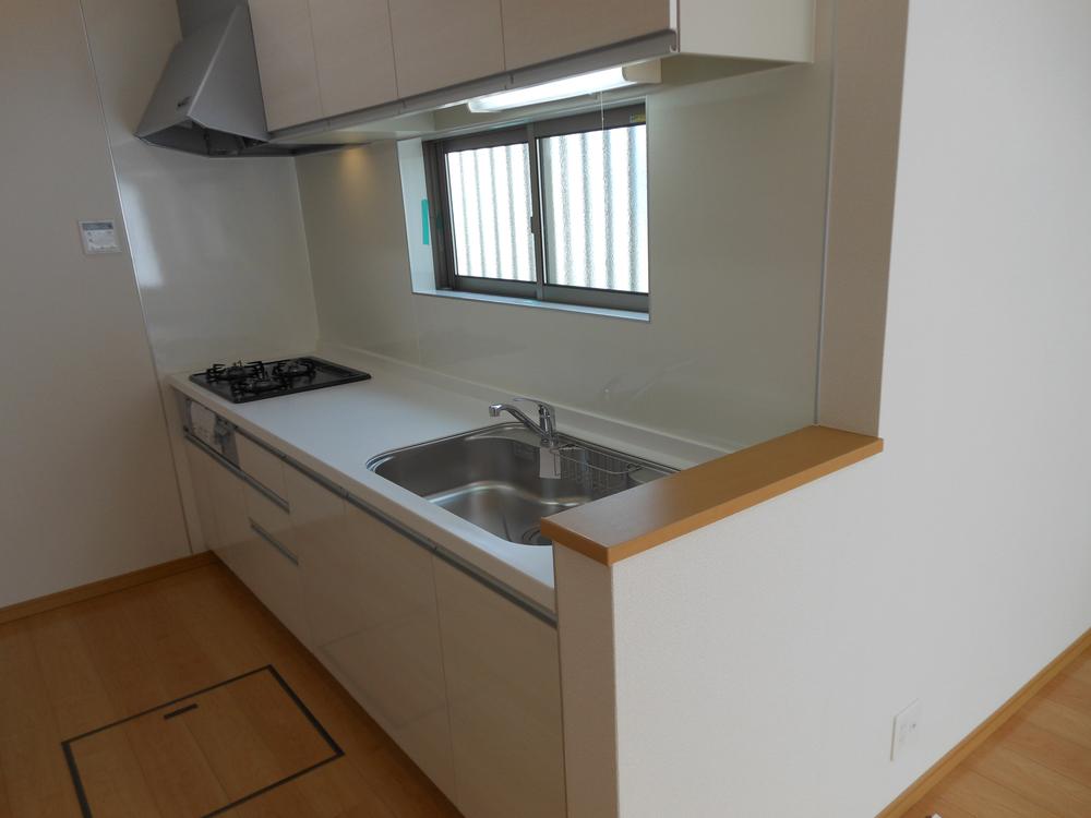 Same specifications photo (kitchen). System kitchen High-efficiency water heater