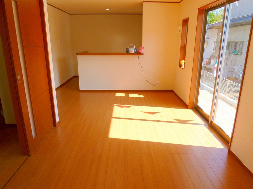 Same specifications photos (living). ( Building) same specification