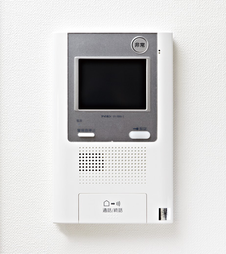 Security.  [Security intercom with color monitor] Check entrance of the visitor in the color monitor. Convenient hands-free type. Message recording is also possible from the visits and management office. Also it has excellent design and slim form. (Same specifications)