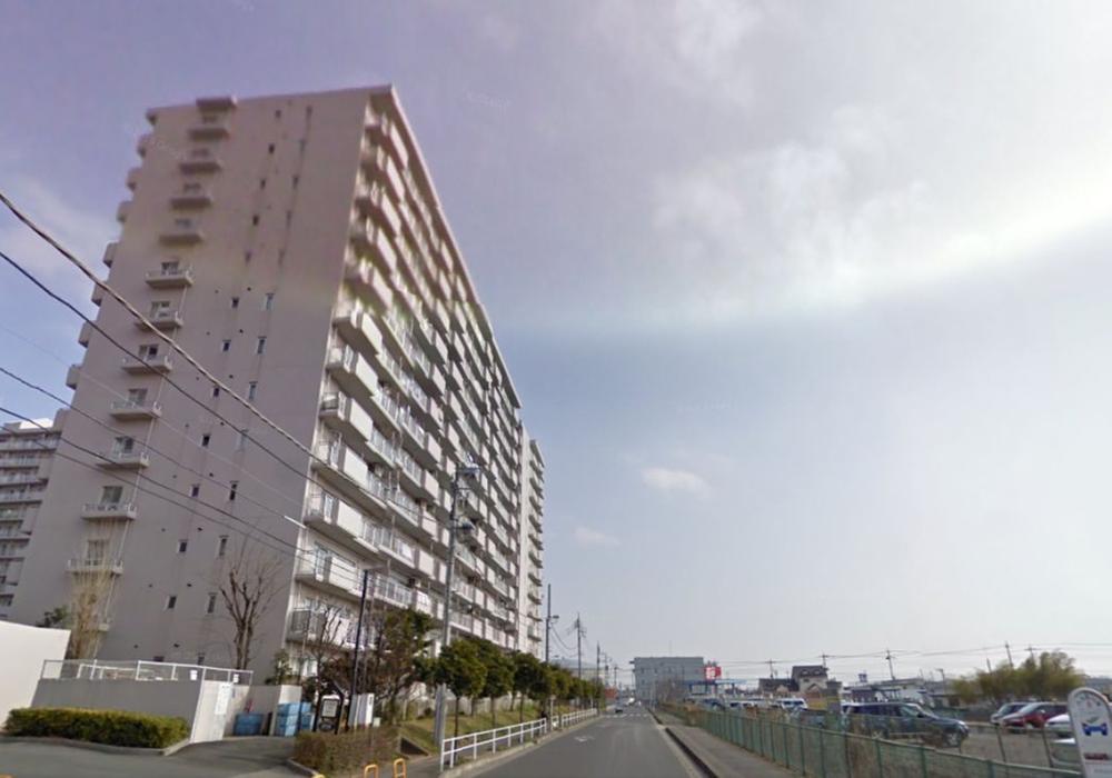 Local appearance photo. 14-storey, Southwest-facing