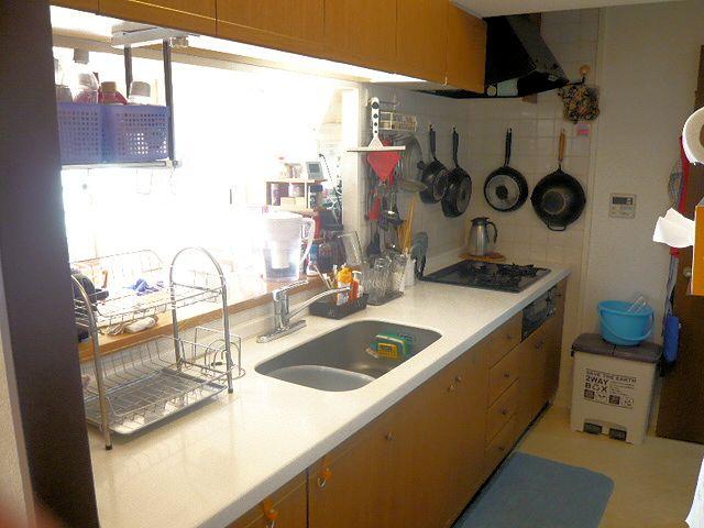 Kitchen. Bright kitchen