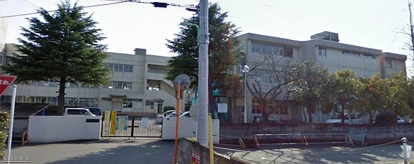 Primary school. Hikonari up to elementary school (elementary school) 850m