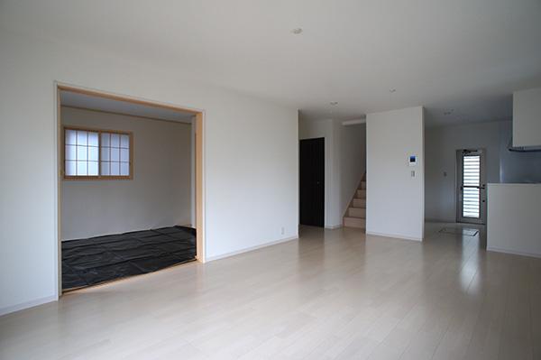 Living. Indoor (10 May 2013) Shooting 1 Building