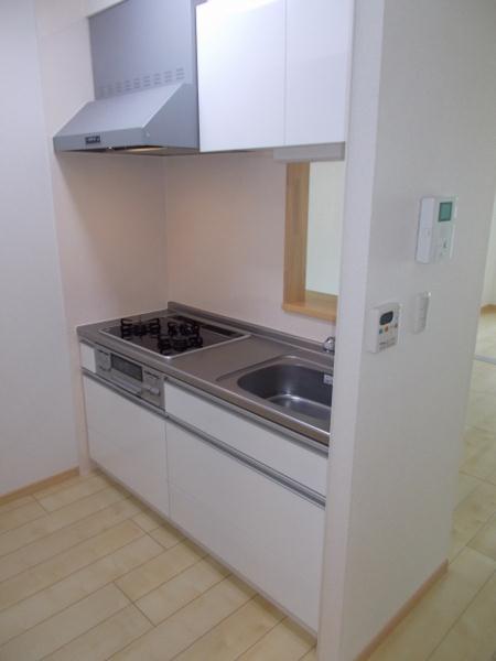 Kitchen. 2 lot gas stoves equipped