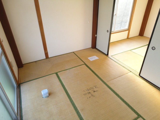 Other room space.  ※ Tatami mats will be replaced during the move-in