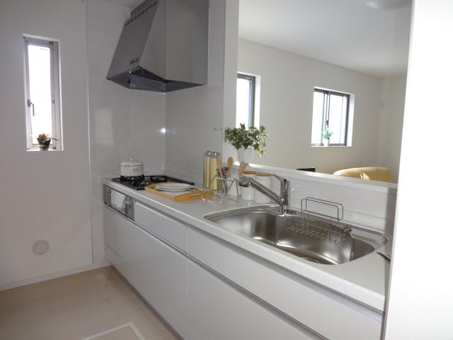 Same specifications photo (kitchen). Same specifications