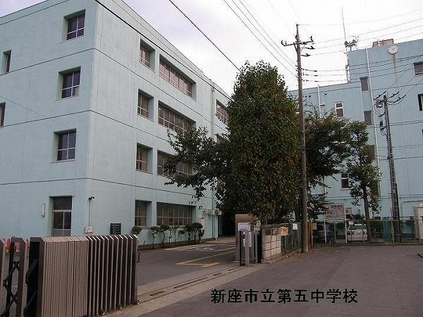 Junior high school. Niiza 450m to stand fifth junior high school