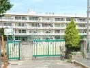 Primary school. Niiza 604m to stand Ikeda elementary school